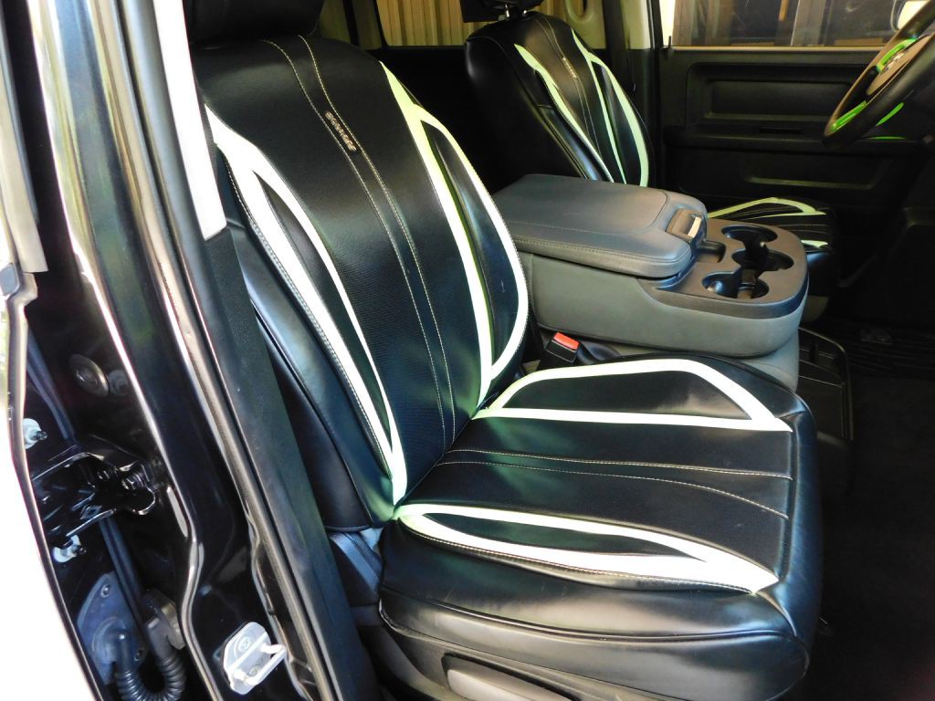2015 RAM 1500 Image 31