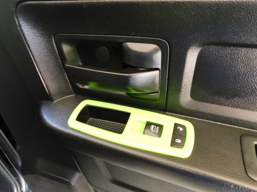 2015 RAM 1500 Image 33
