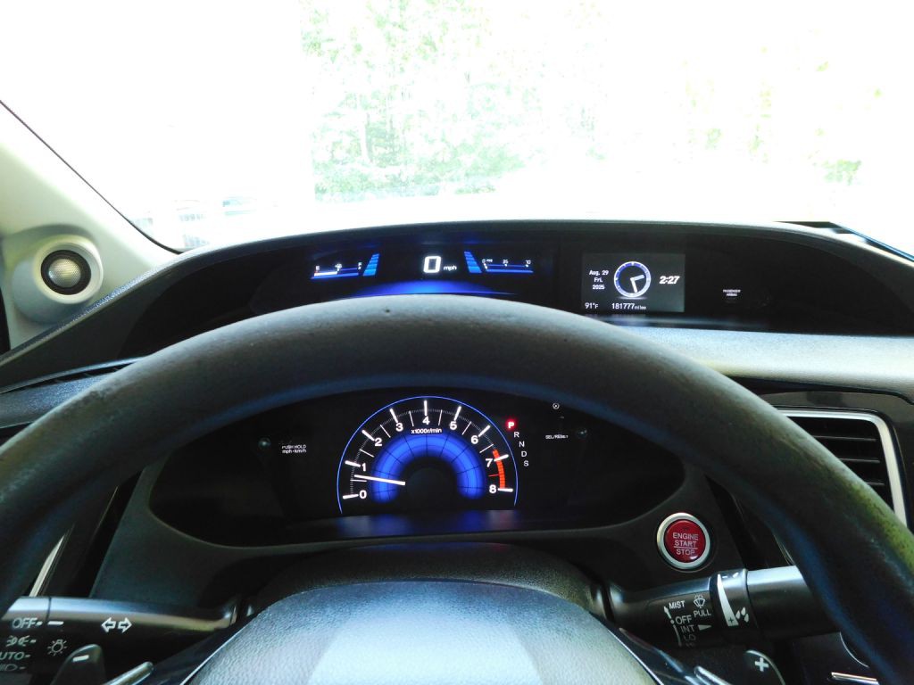 2015 Honda Civic Image 9
