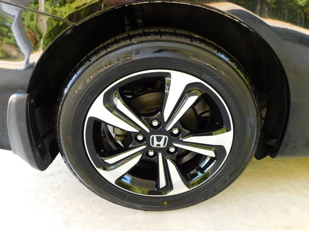 2015 Honda Civic Image 33