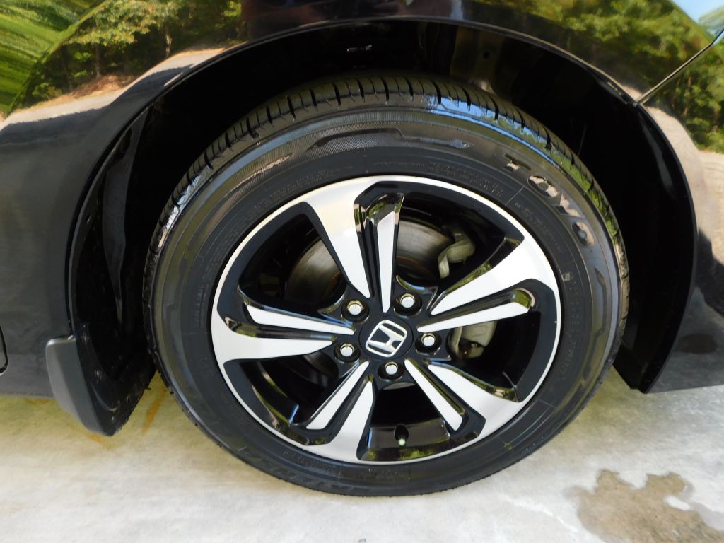 2015 Honda Civic Image 34