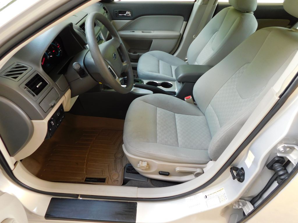 2010 Ford Fusion Image 7