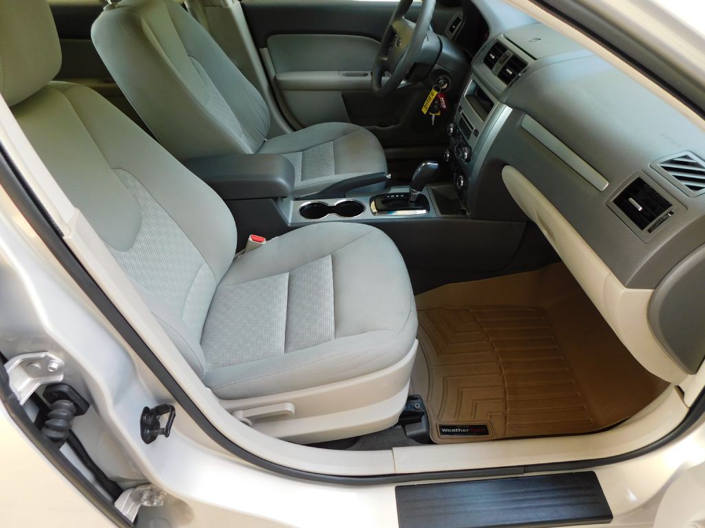 2010 Ford Fusion Image 27