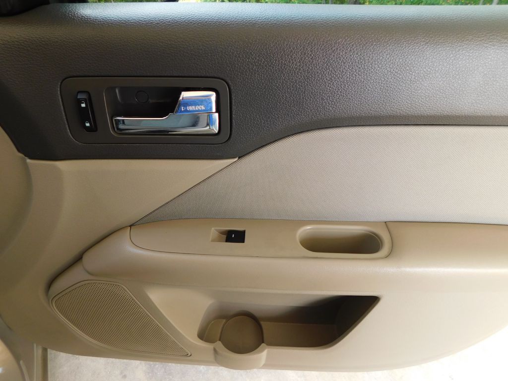 2010 Ford Fusion Image 29
