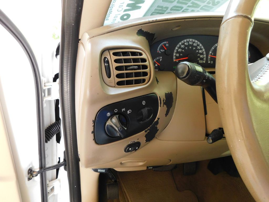 2003 Ford F-150 Image 13