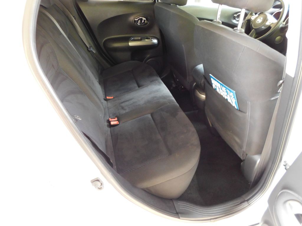 2015 Nissan Juke Image 25