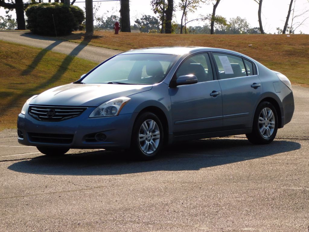 2012 Nissan Altima Image 2