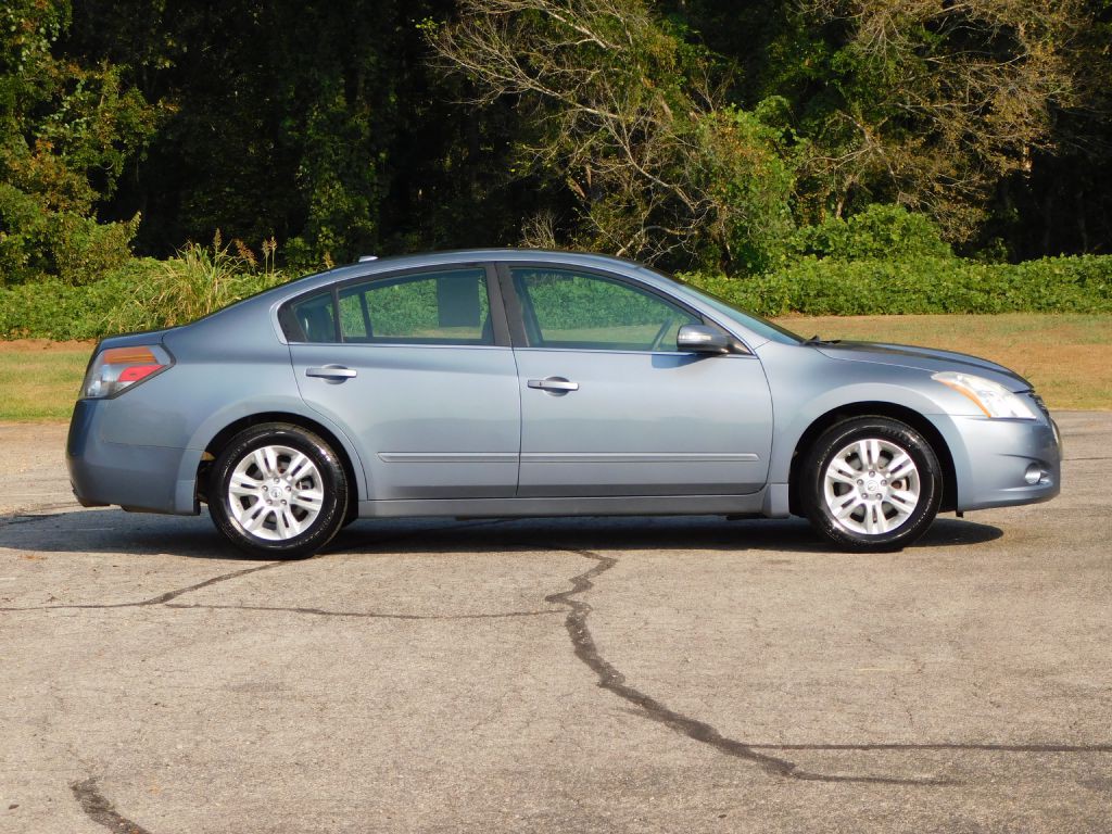 2012 Nissan Altima Image 3