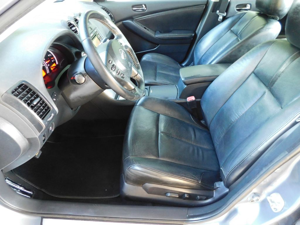 2012 Nissan Altima Image 7