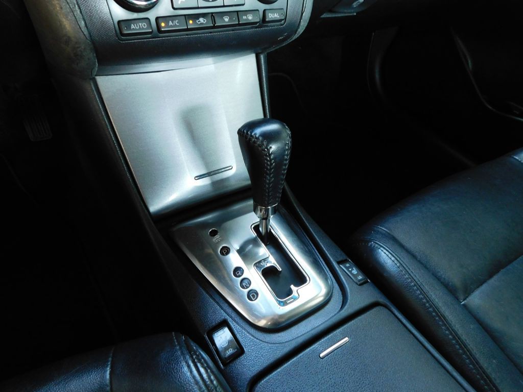 2012 Nissan Altima Image 15