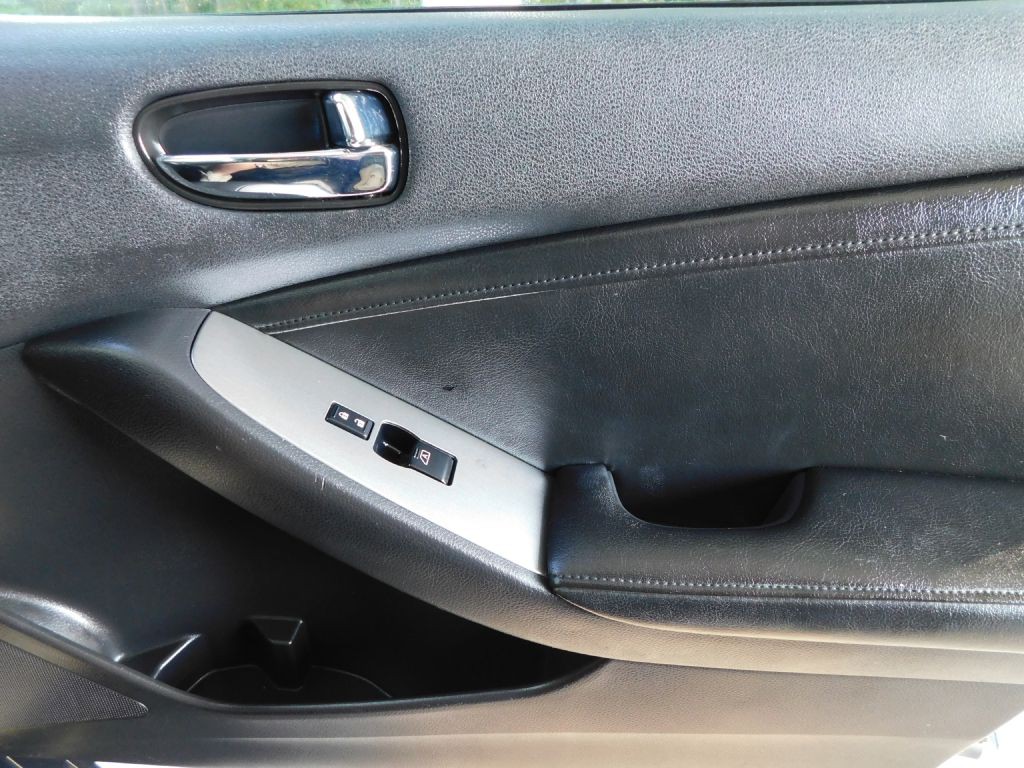 2012 Nissan Altima Image 31
