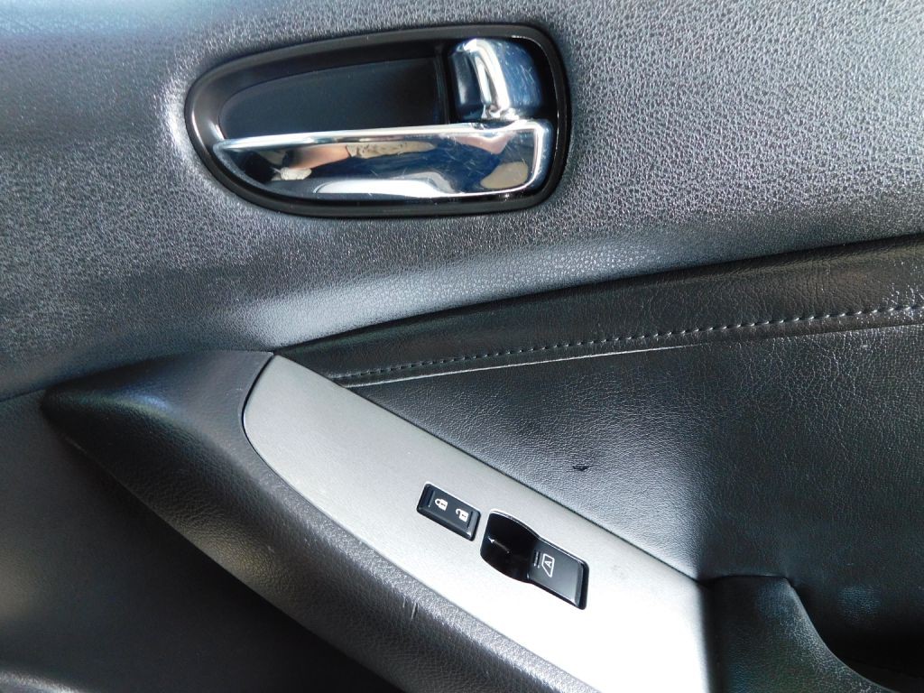 2012 Nissan Altima Image 32