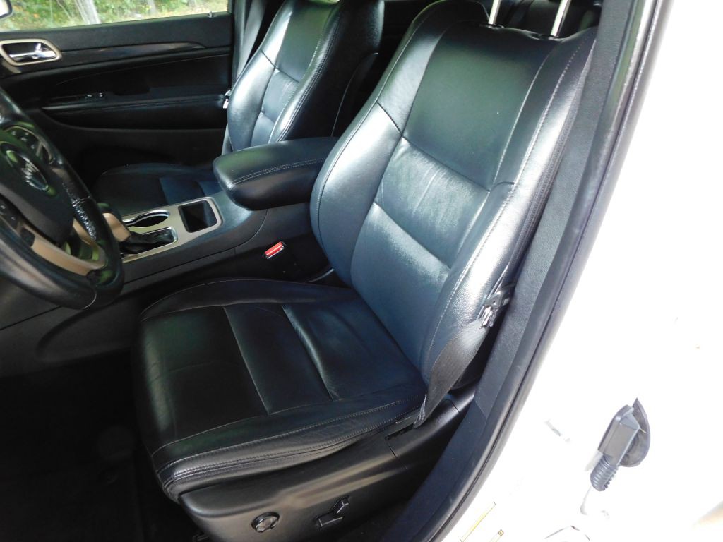 2016 Jeep Grand Cherokee Image 8