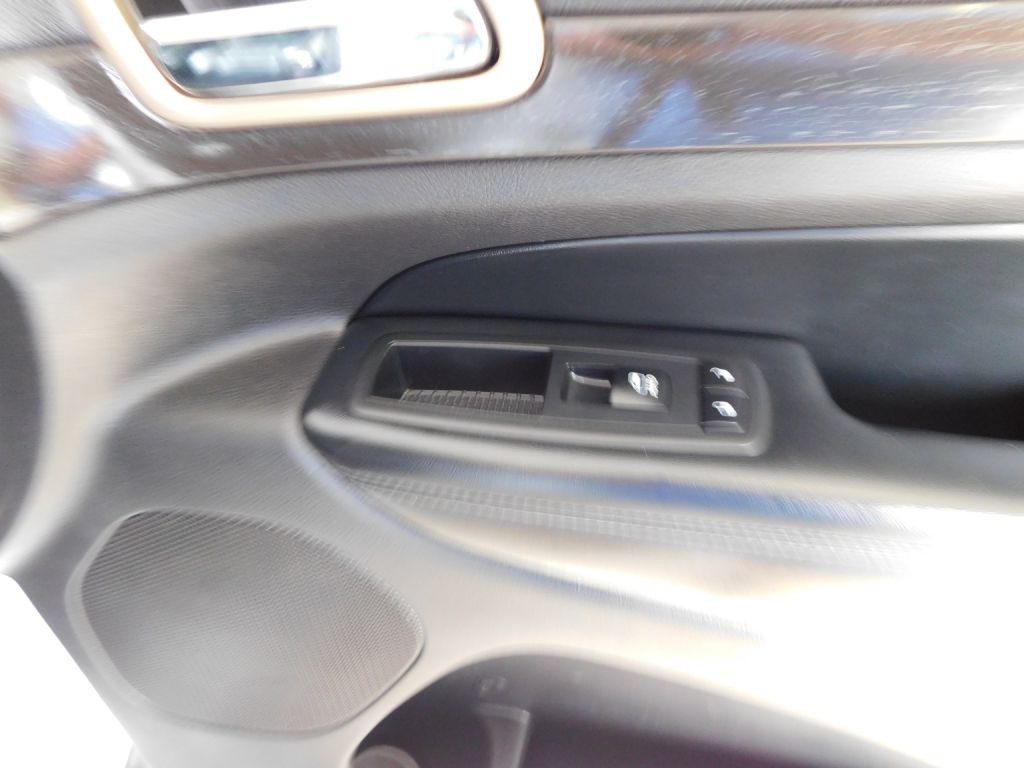 2016 Jeep Grand Cherokee Image 34