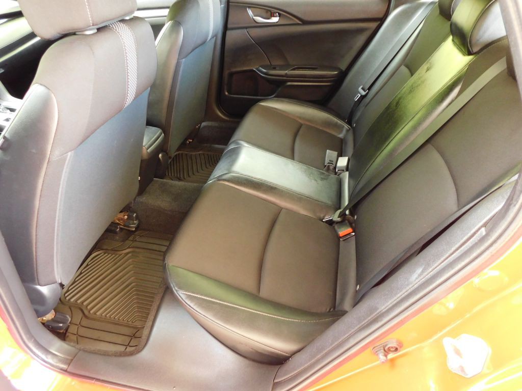 2019 Honda Civic Image 23