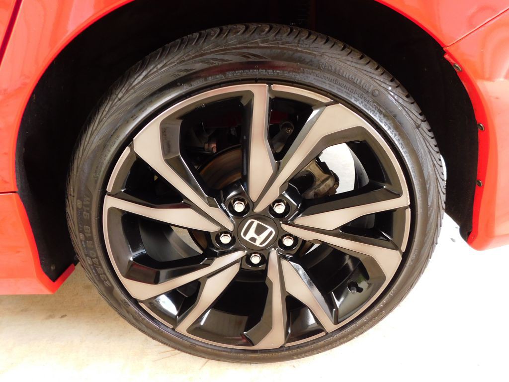 2019 Honda Civic Image 32
