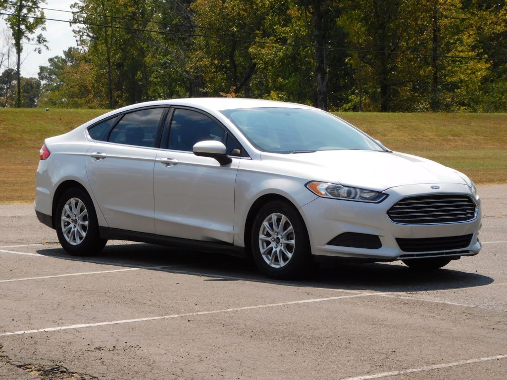 2015 Ford Fusion Image 2
