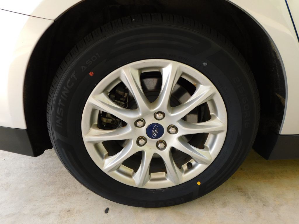 2015 Ford Fusion Image 32