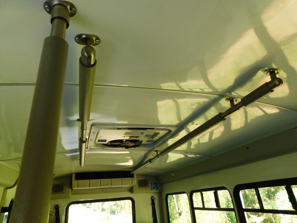 2017 Ford Econoline Image 22