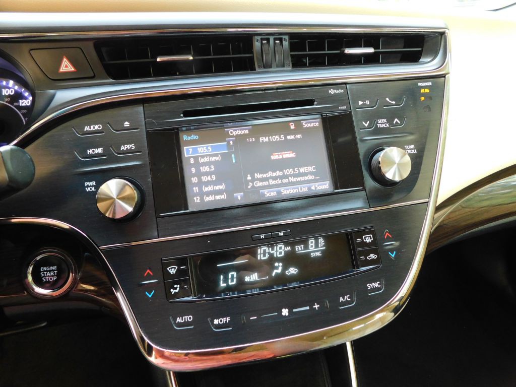 2015 Toyota Avalon Image 13