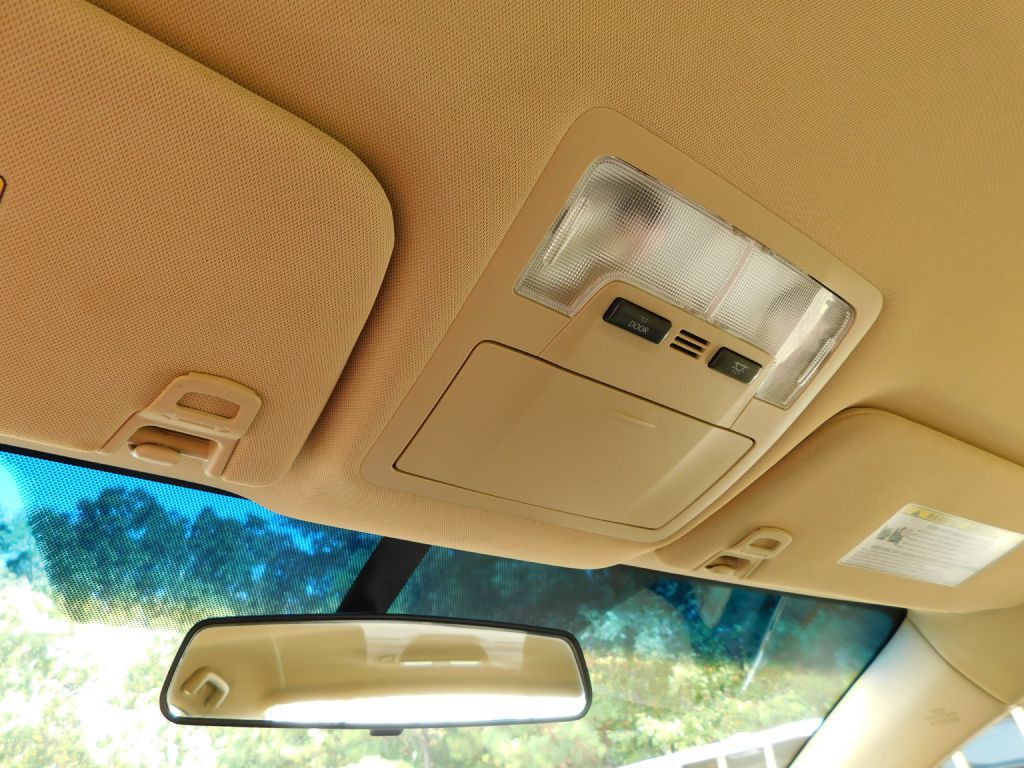 2015 Toyota Avalon Image 20