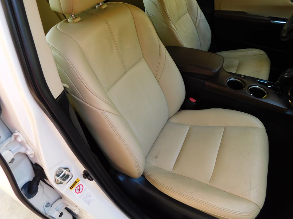 2015 Toyota Avalon Image 29