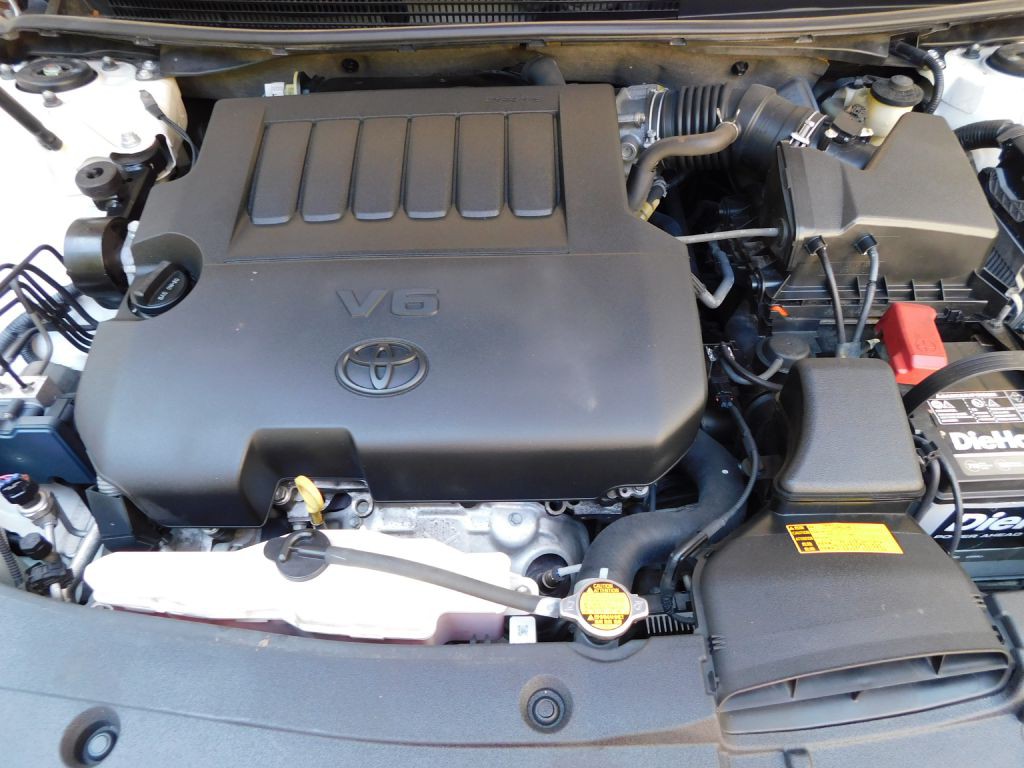 2015 Toyota Avalon Image 32