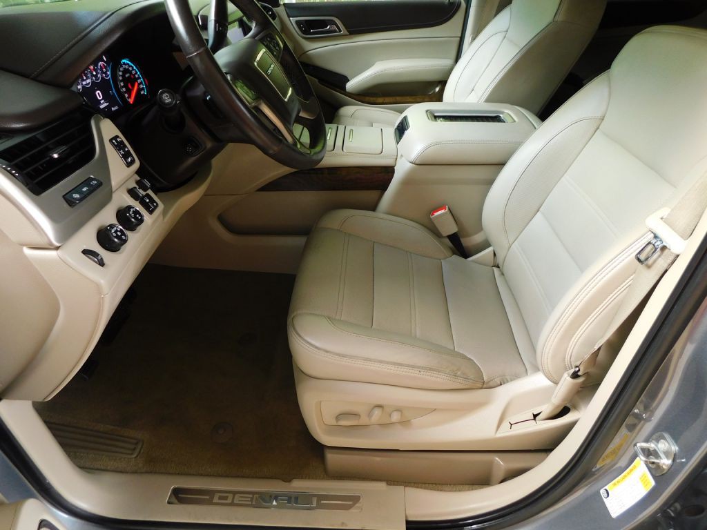 2018 GMC Yukon Image 9
