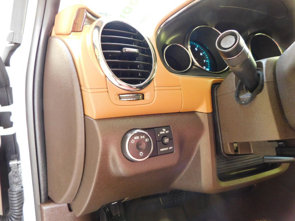 2014 Buick Enclave Image 11