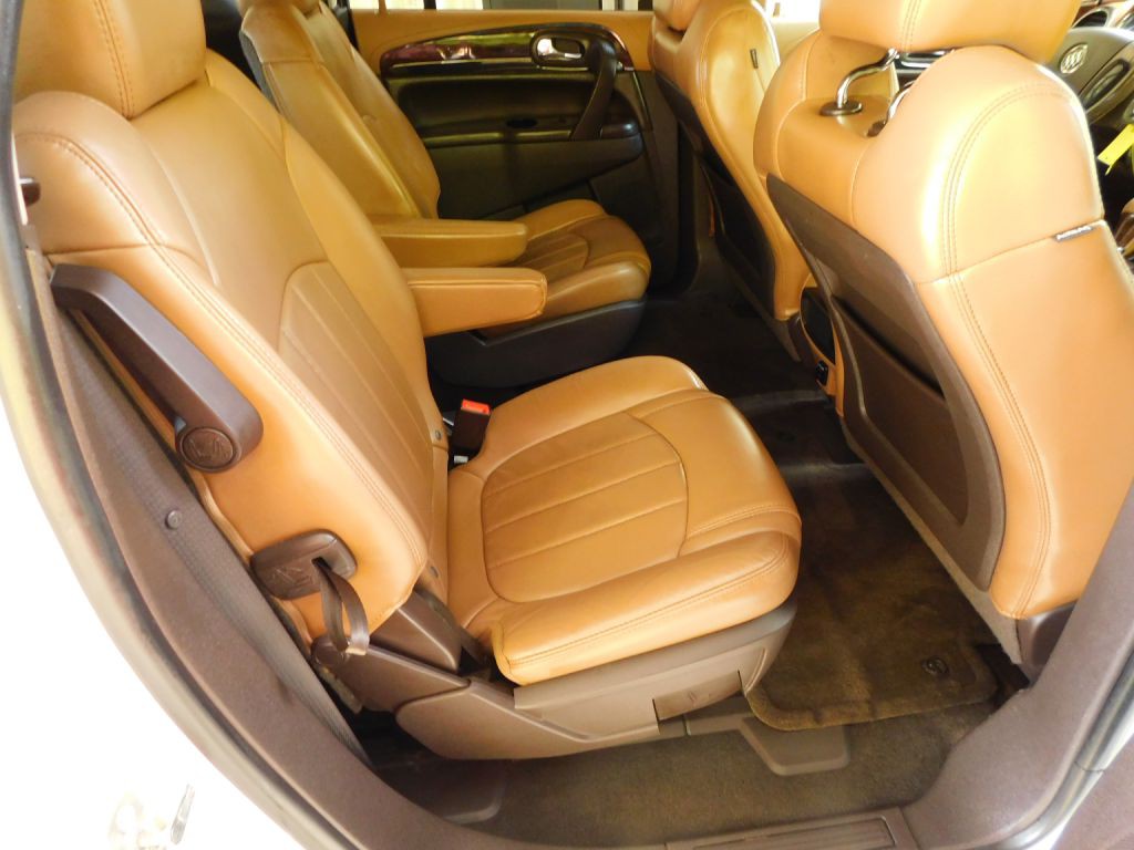 2014 Buick Enclave Image 28
