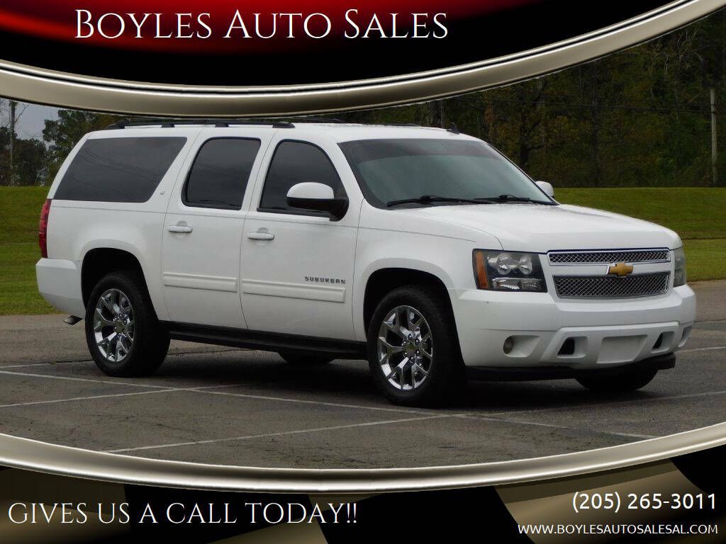 2013 Chevrolet Suburban Image 1