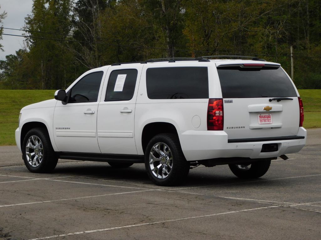 2013 Chevrolet Suburban Image 5