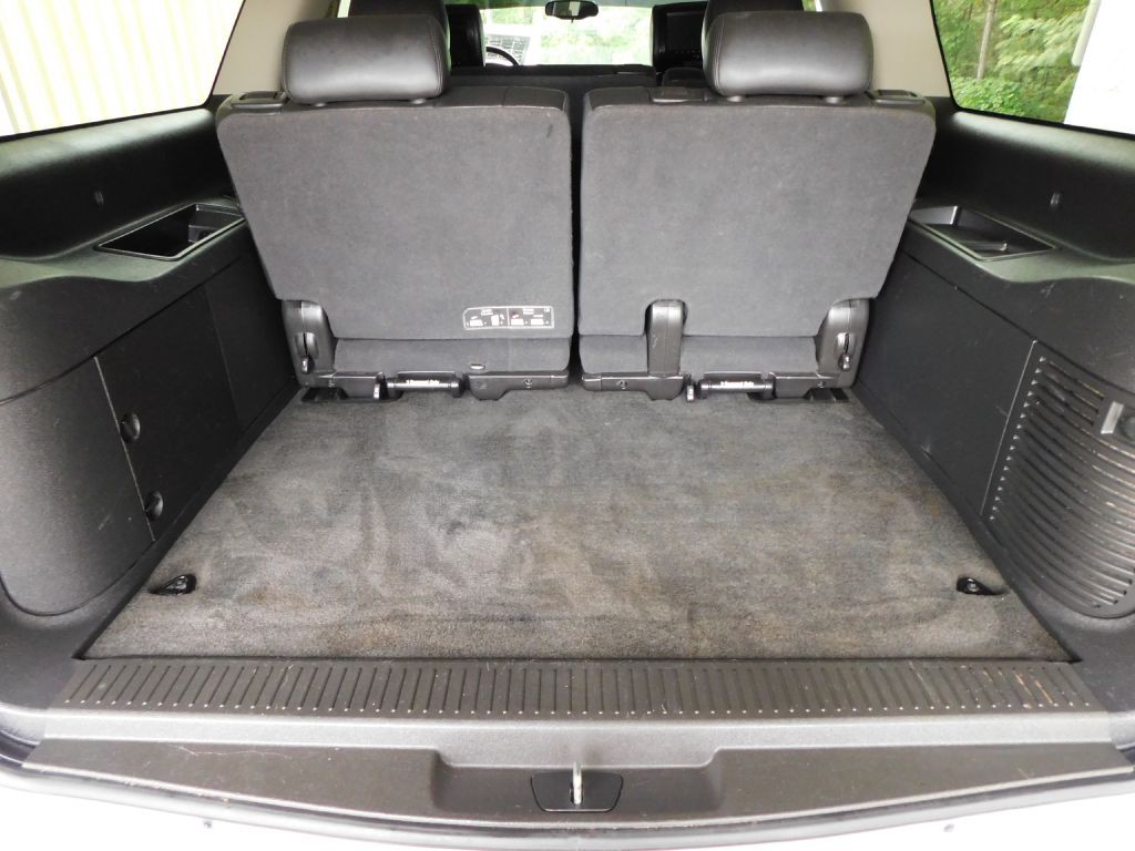 2013 Chevrolet Suburban Image 28