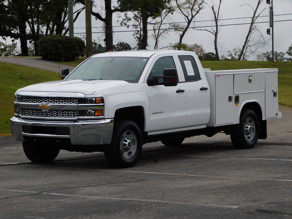 2019 Chevrolet Silverado 1500 Image 2