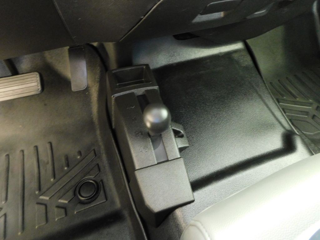 2019 Chevrolet Silverado 1500 Image 16