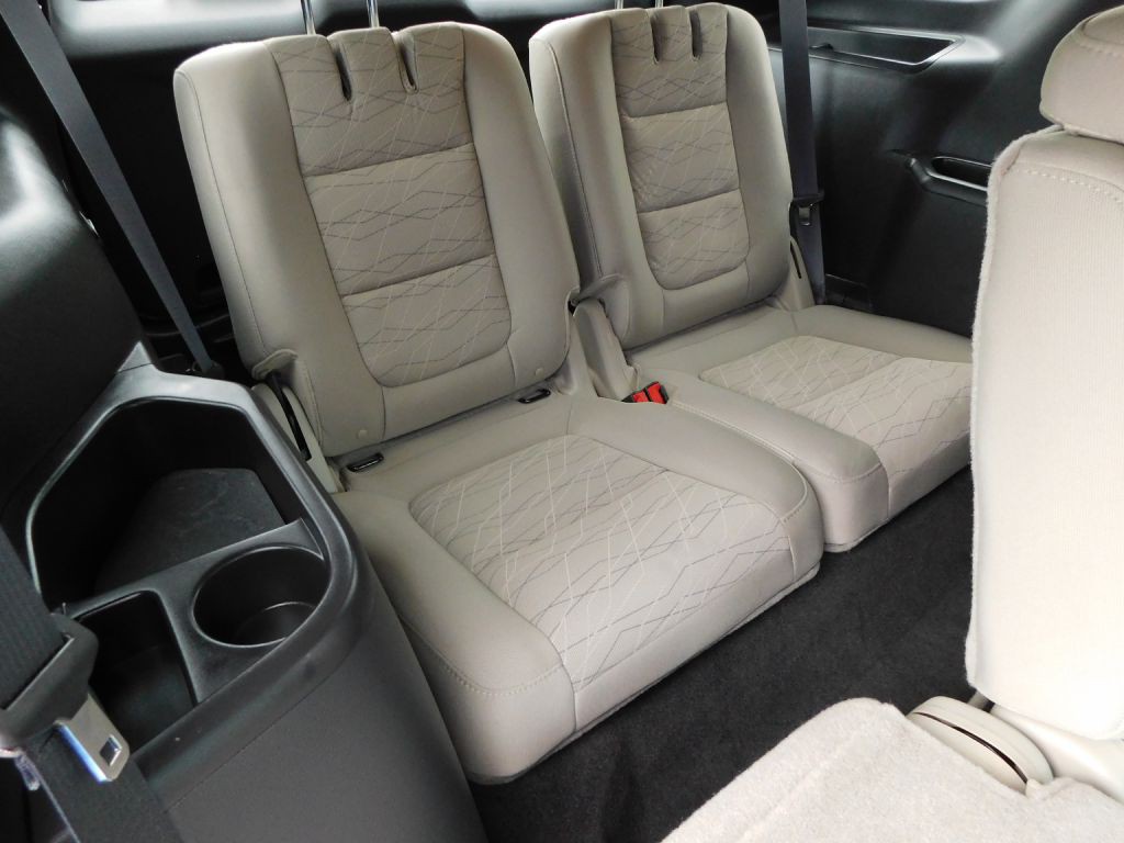 2015 Ford Explorer Image 28