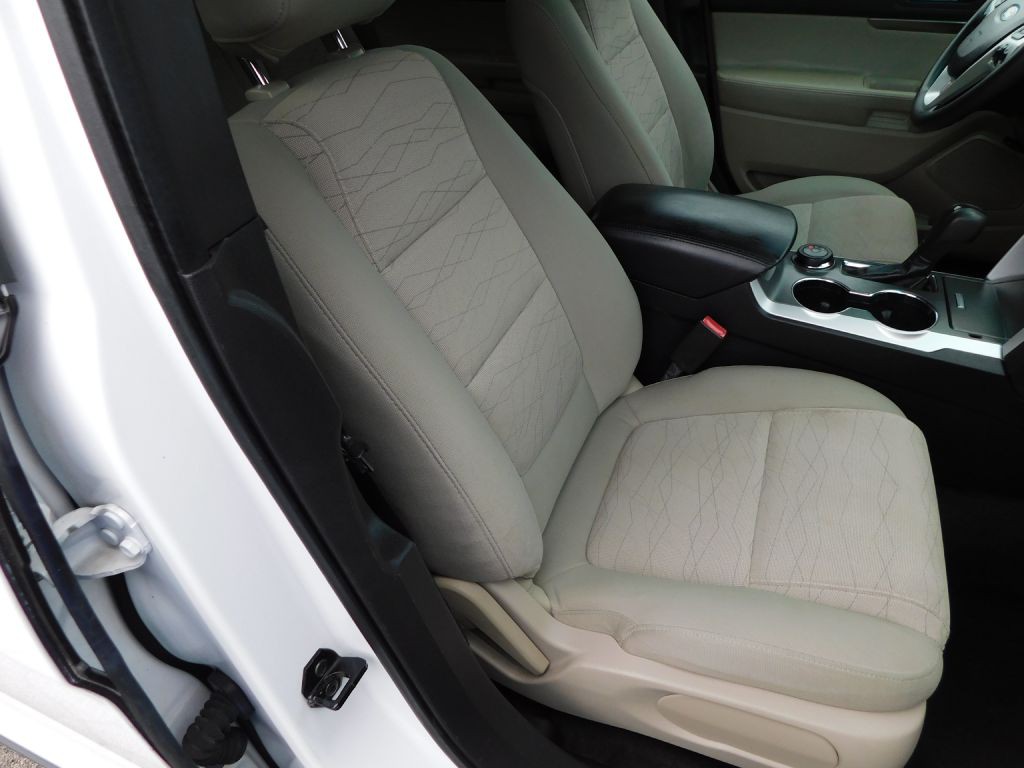 2015 Ford Explorer Image 31
