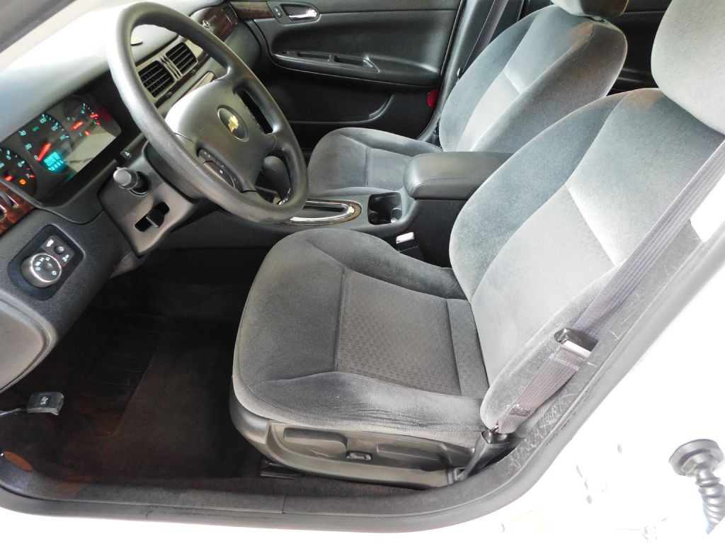 2015 Chevrolet Impala Image 9