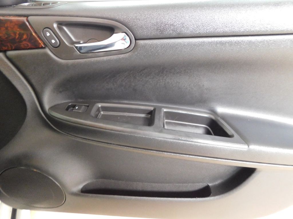 2015 Chevrolet Impala Image 26