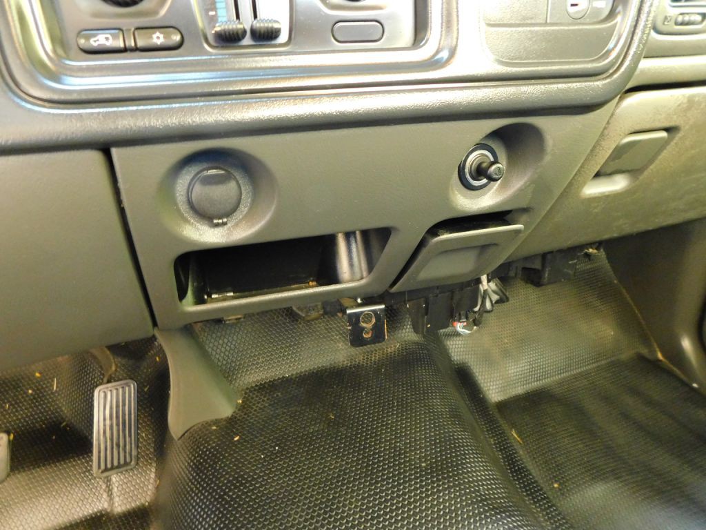 2005 Chevrolet Silverado 1500 Image 13