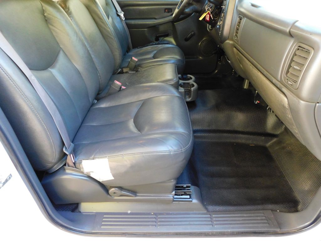 2005 Chevrolet Silverado 1500 Image 17