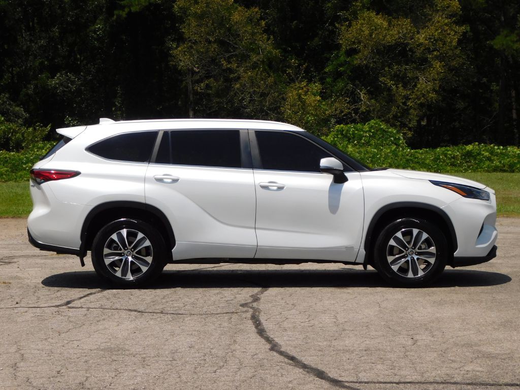 2023 Toyota Highlander Image 4