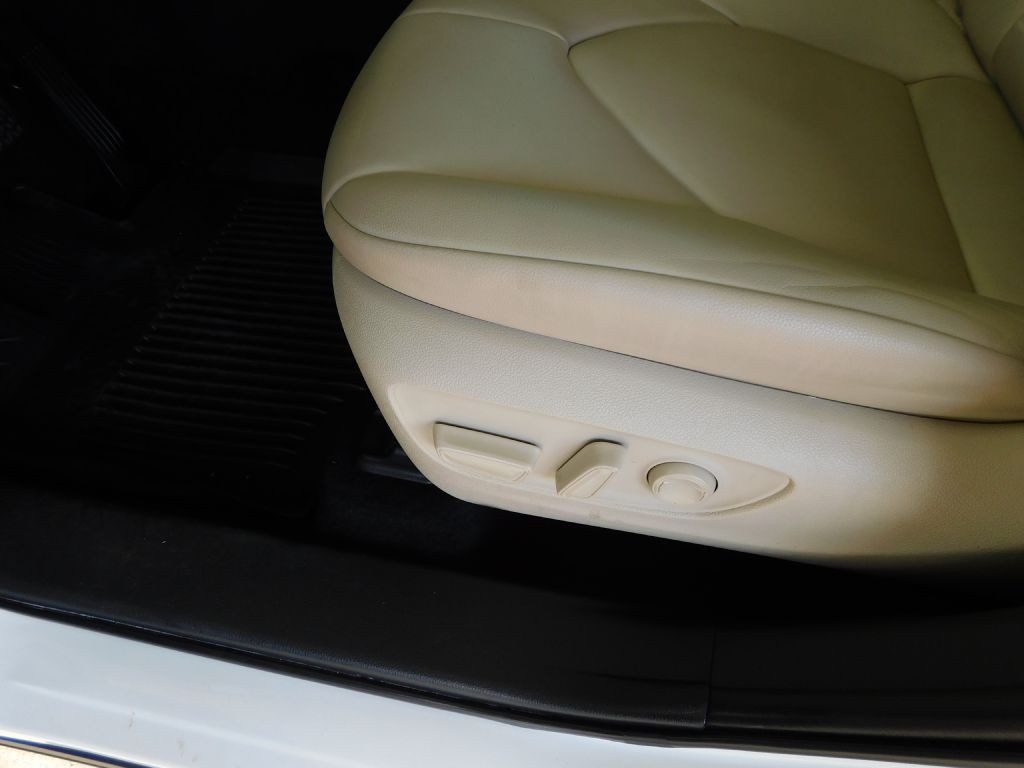 2023 Toyota Highlander Image 11