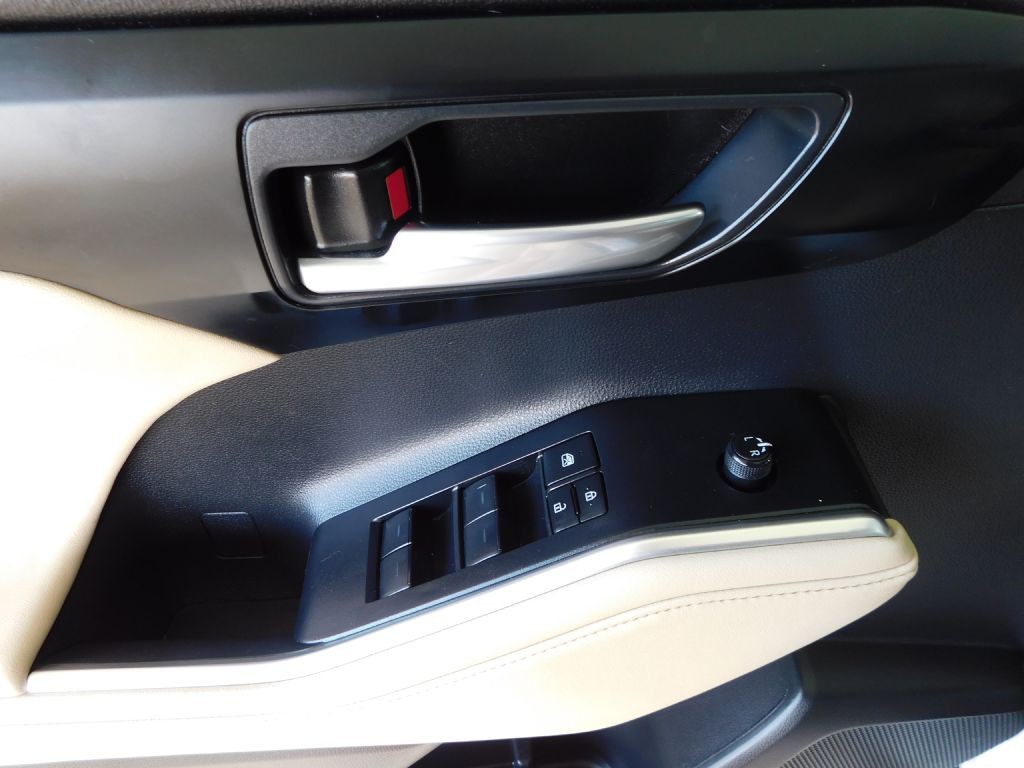 2023 Toyota Highlander Image 25