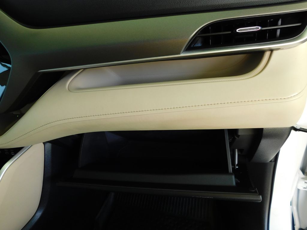 2023 Toyota Highlander Image 41