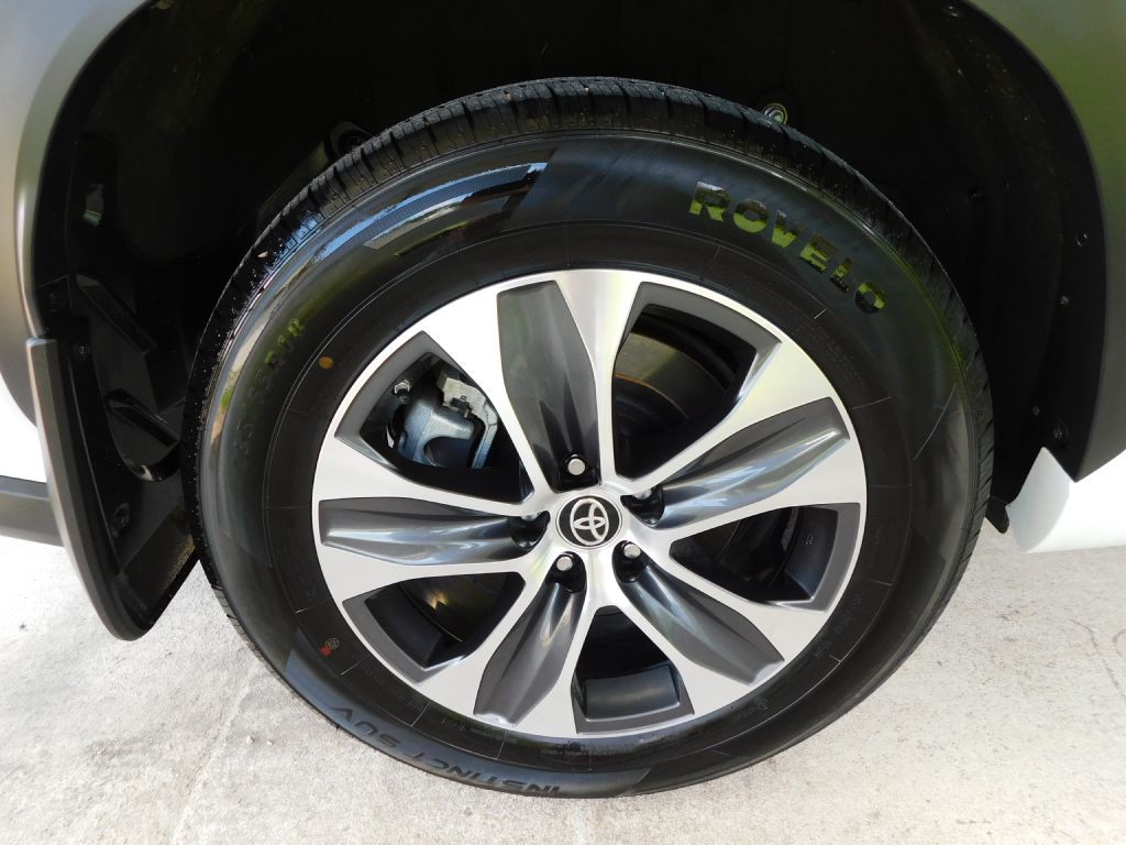 2023 Toyota Highlander Image 45