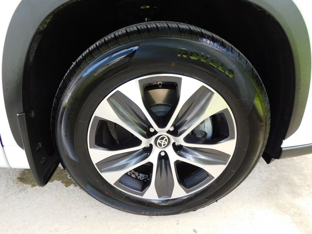 2023 Toyota Highlander Image 46