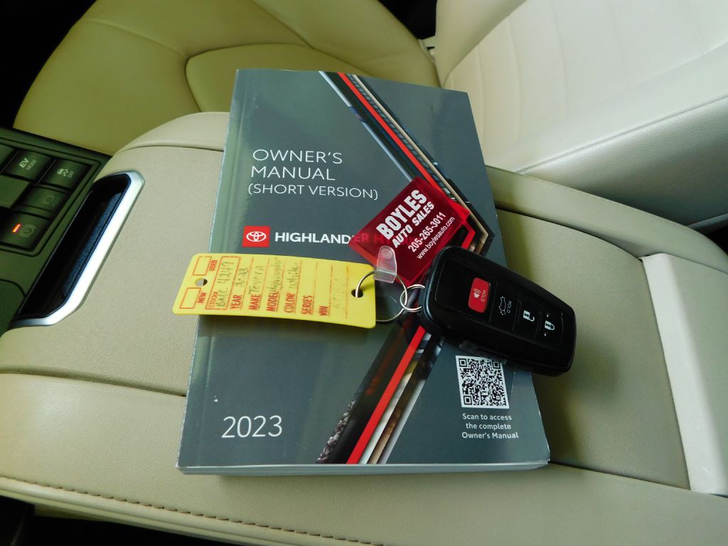 2023 Toyota Highlander Image 49