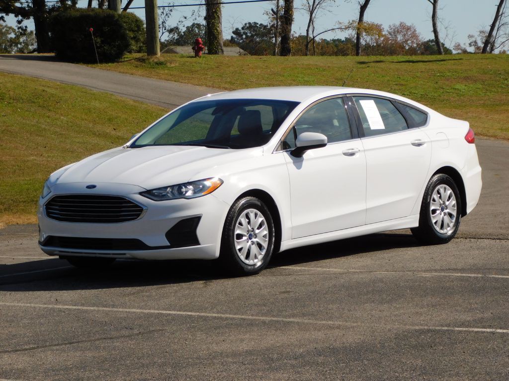 2019 Ford Fusion Image 3