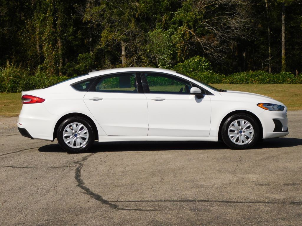 2019 Ford Fusion Image 4